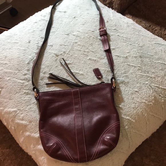 Coach Handbags - Coach Leather Shoulder Bag